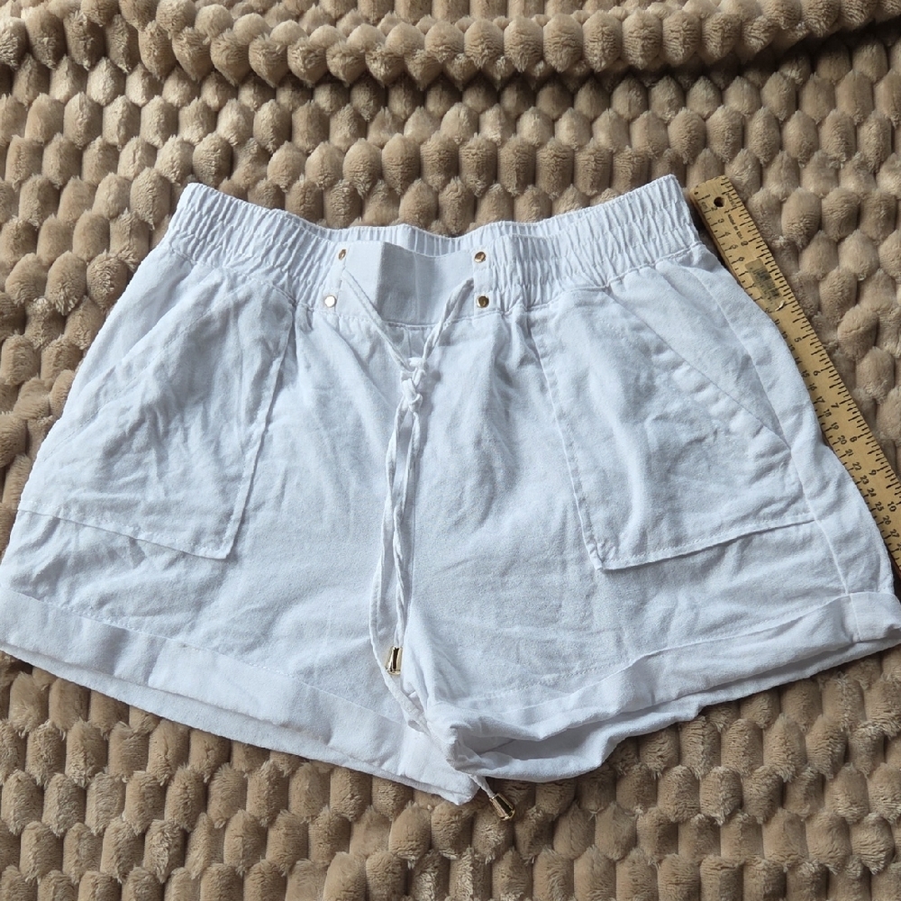 Women's White Casual Shorts